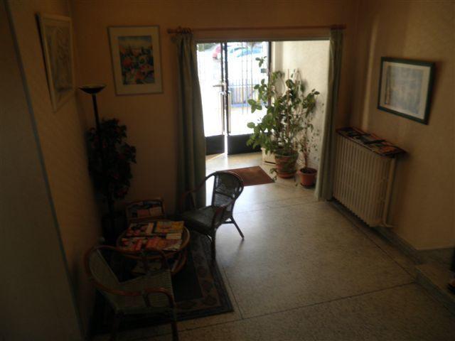 Central Hotel Saint-Priest  Bagian luar foto