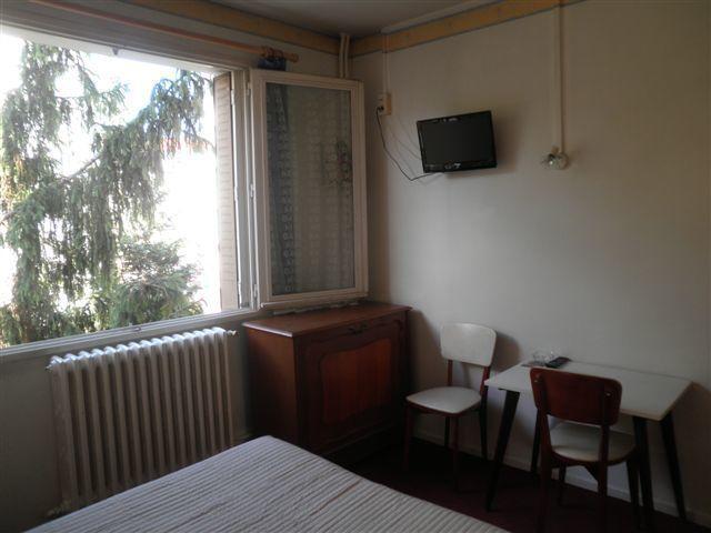 Central Hotel Saint-Priest  Bagian luar foto