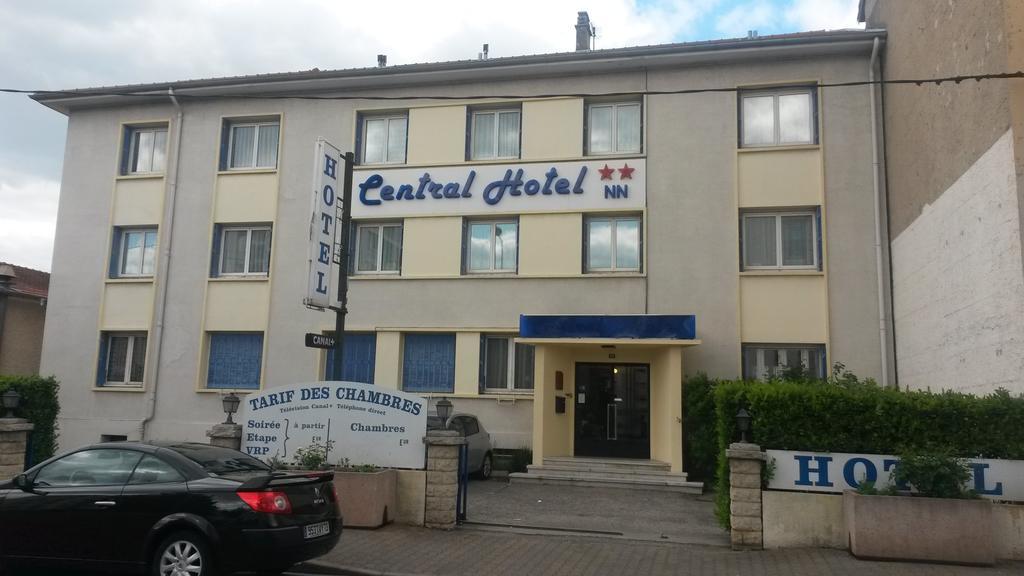 Central Hotel Saint-Priest  Bagian luar foto